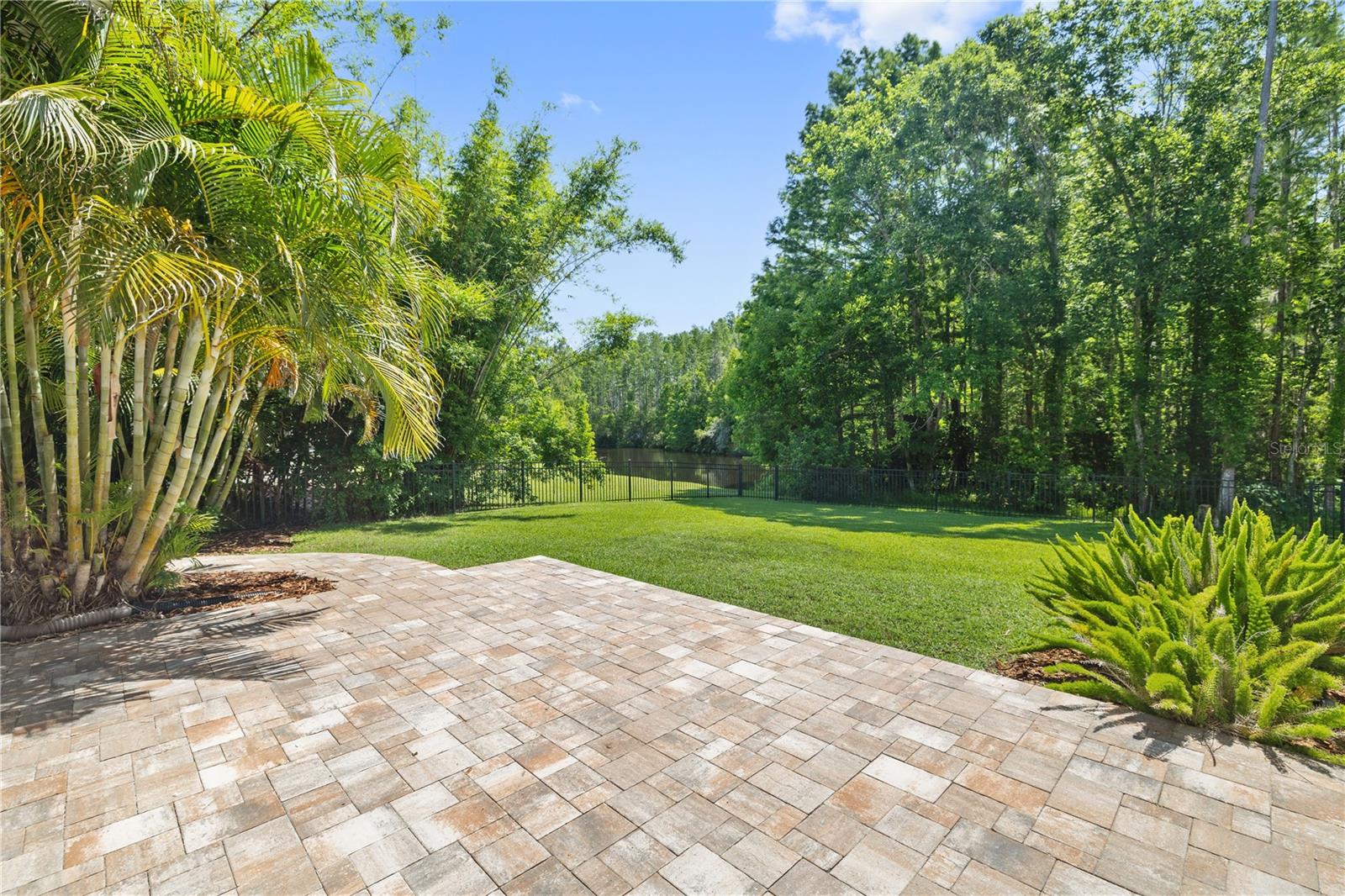Image 45 of 52 For 4512 Cheval Boulevard