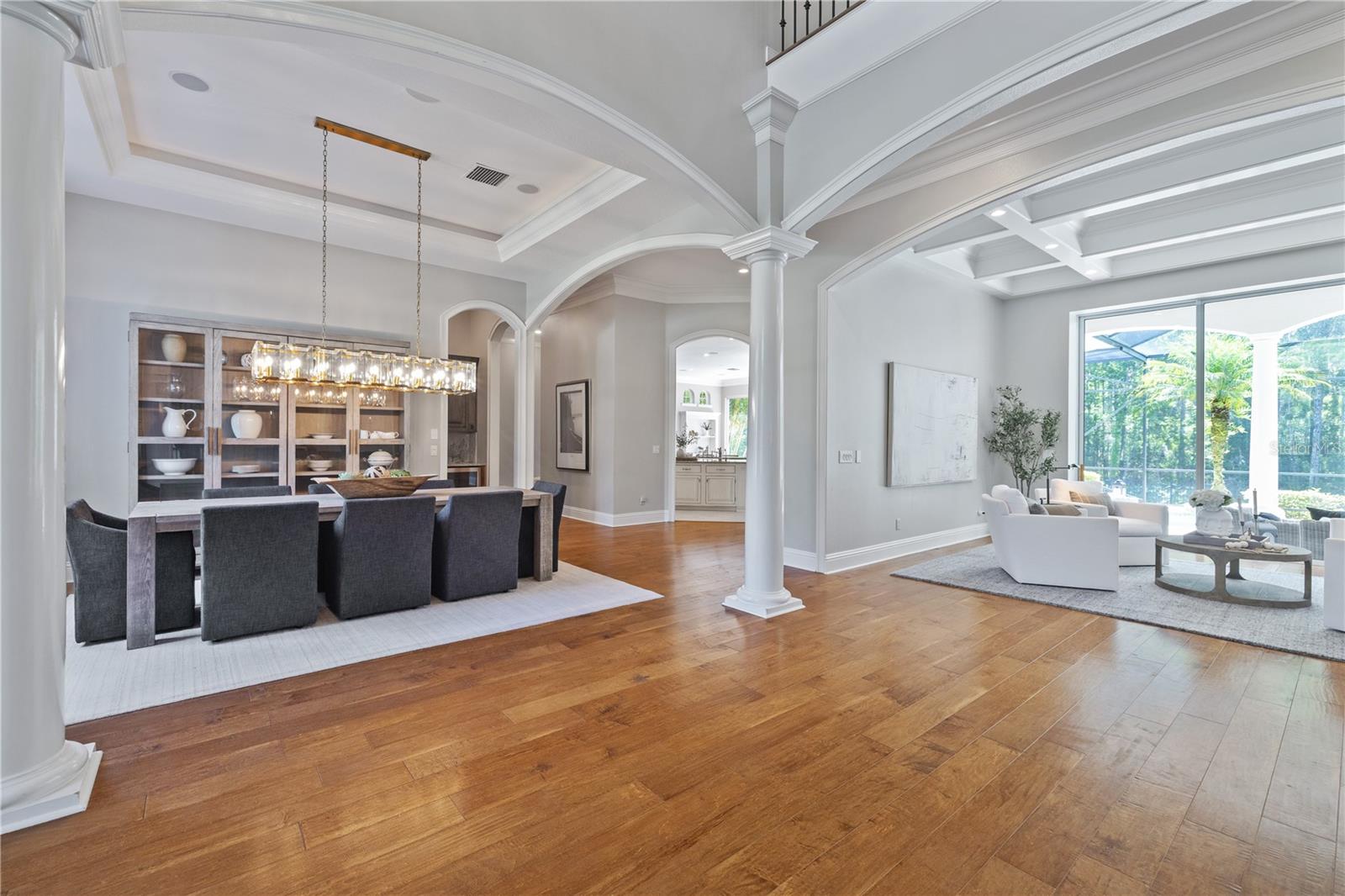 Image 7 of 52 For 4512 Cheval Boulevard
