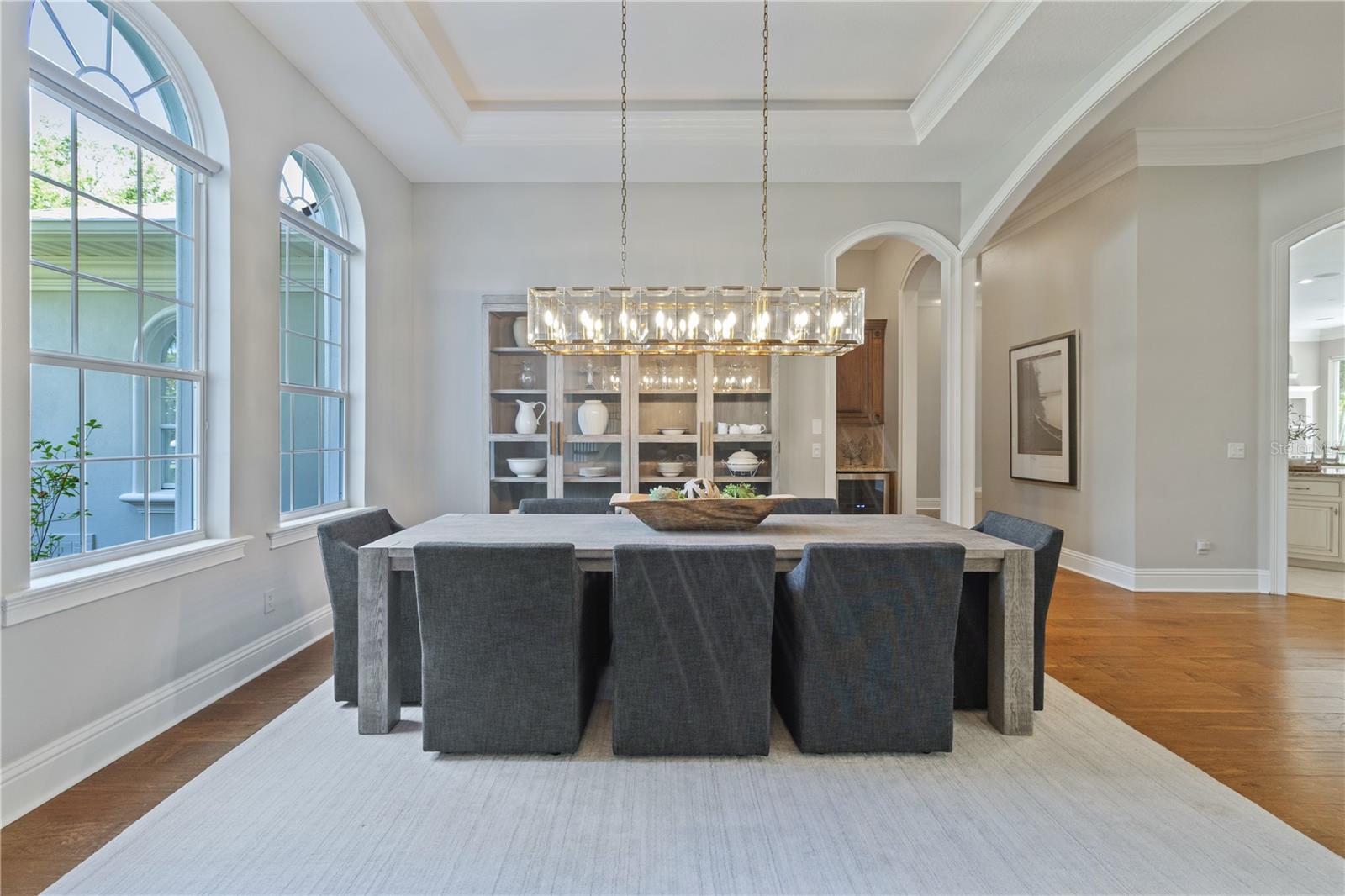 Image 8 of 52 For 4512 Cheval Boulevard