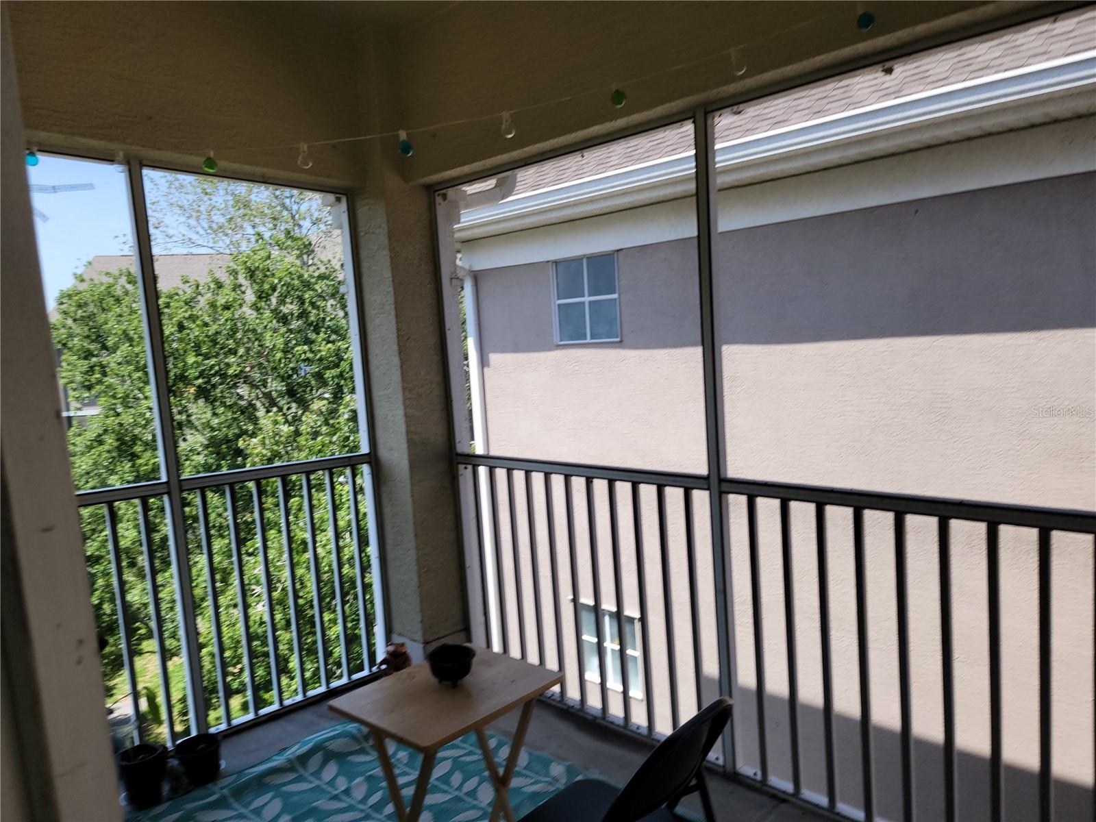 Image 18 of 42 For 9304 Crescent Loop Circle 308