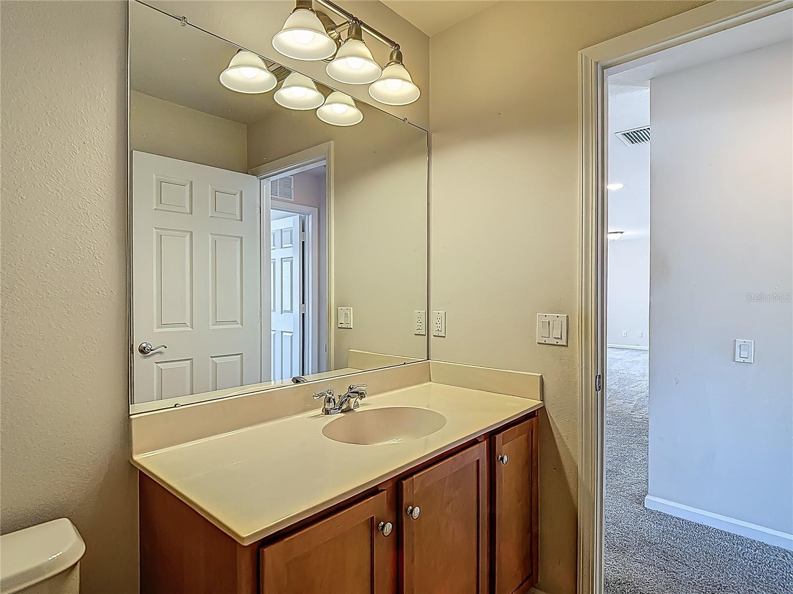 Image 50 of 78 For 14137 Wake Robin Drive