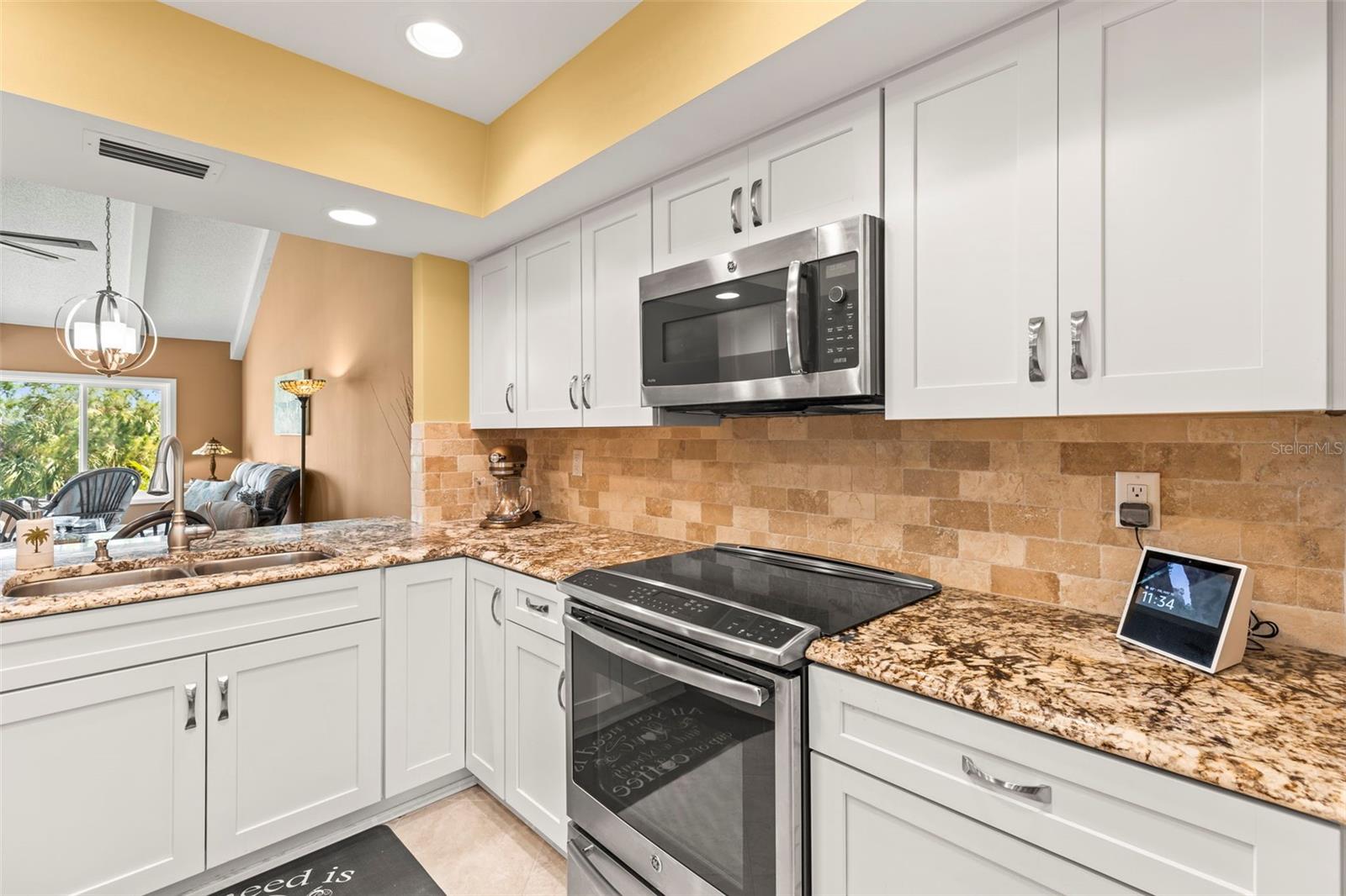 Image 36 of 50 For 8103 Bardmoor Place 203g