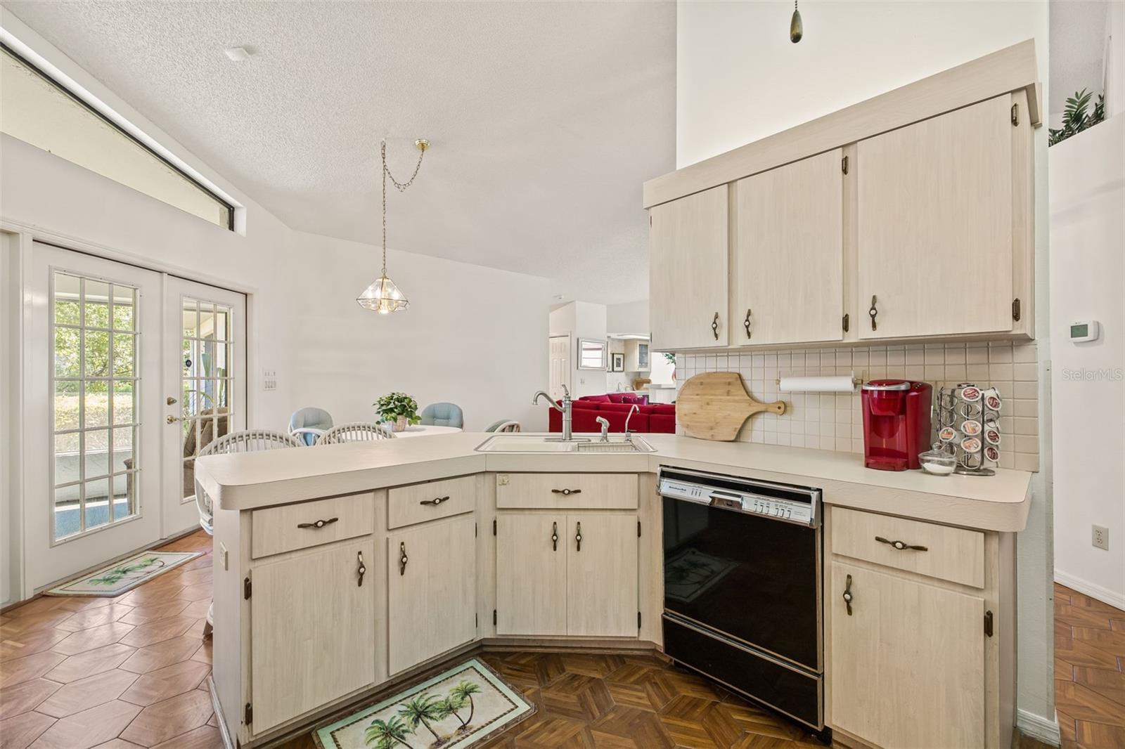 Image 14 of 47 For 5434 Wellfield Road