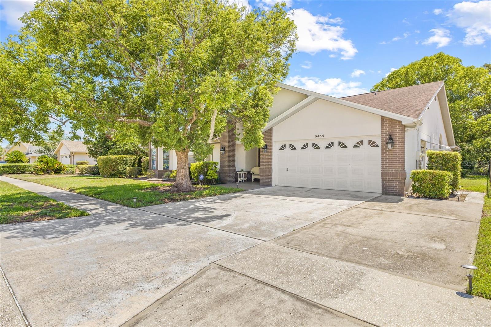 Image 4 of 47 For 5434 Wellfield Road