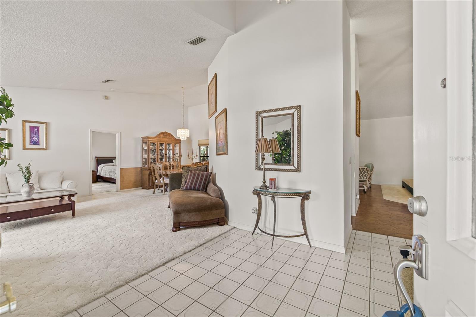 Image 6 of 47 For 5434 Wellfield Road