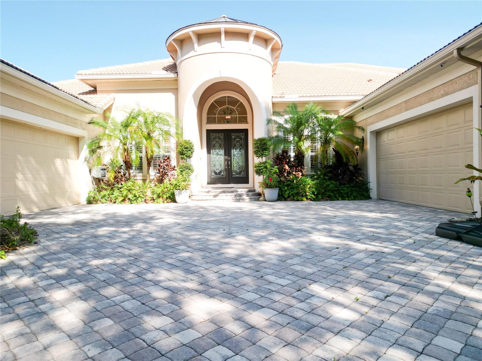 Listing photo id 8 for 15101 Kestrelglen Way