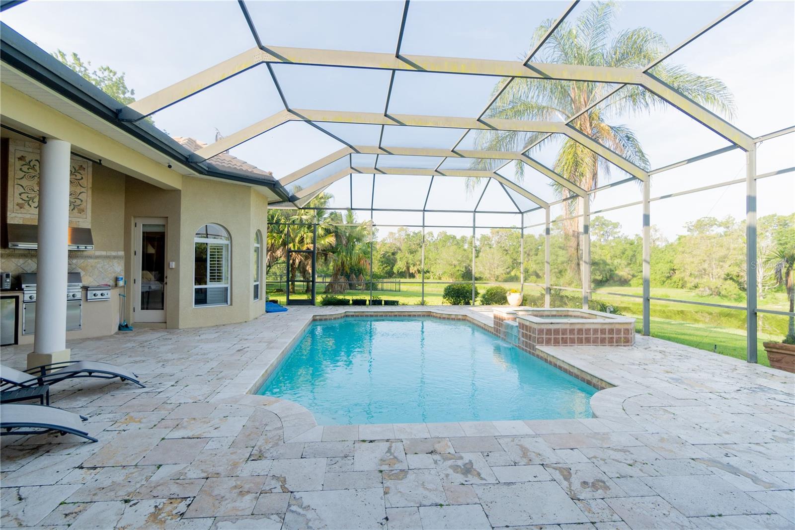 Listing photo id 31 for 15101 Kestrelglen Way