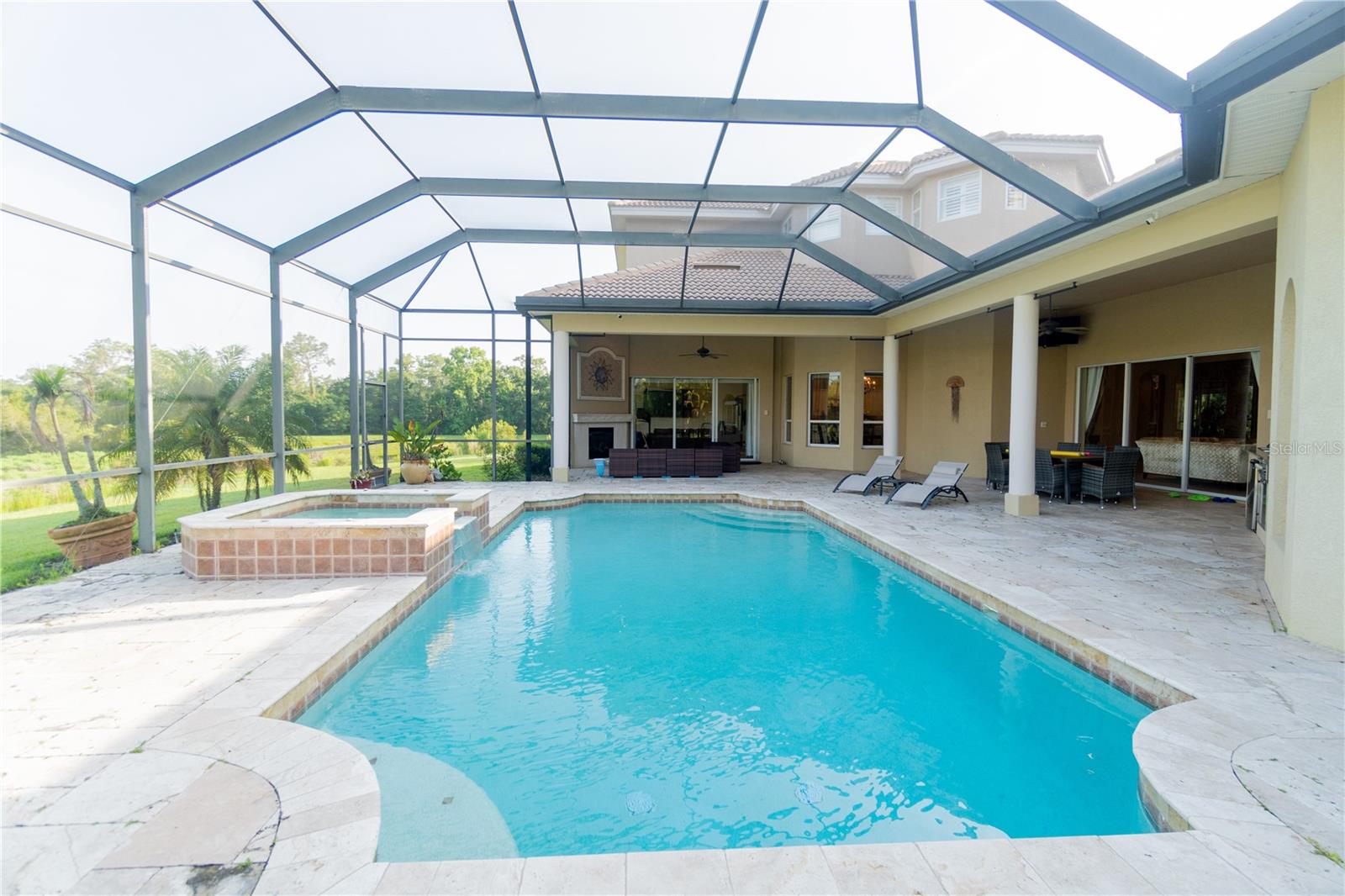 Listing photo id 35 for 15101 Kestrelglen Way