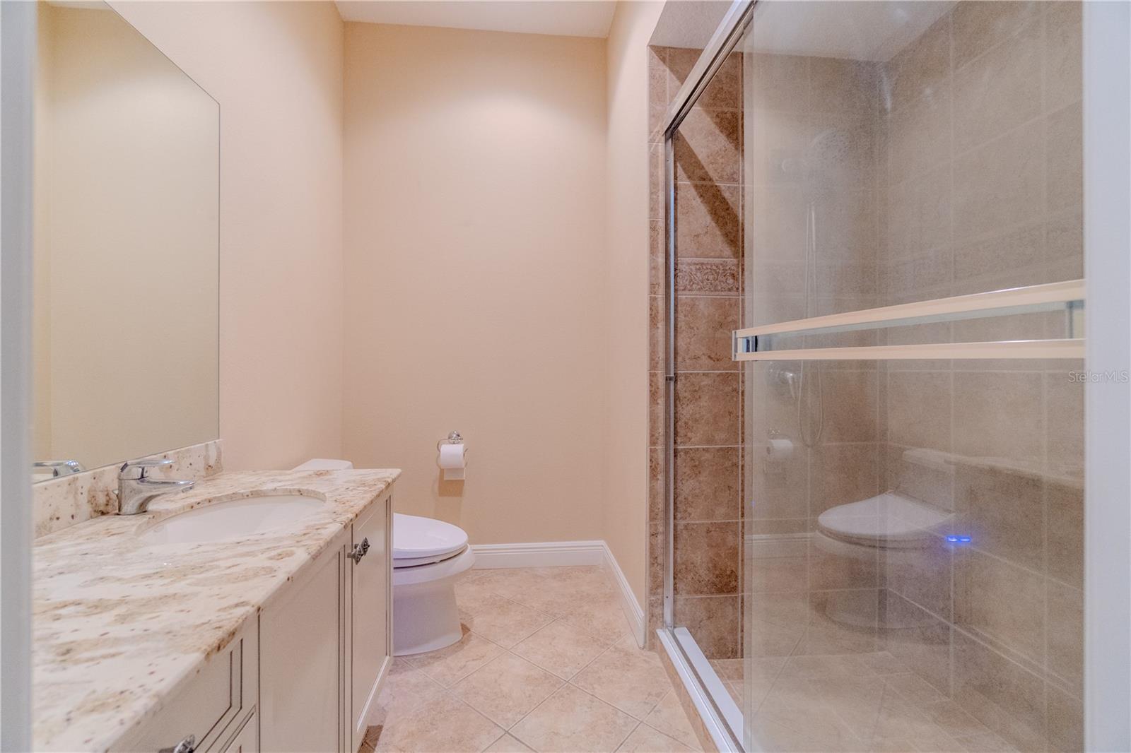 Listing photo id 54 for 15101 Kestrelglen Way