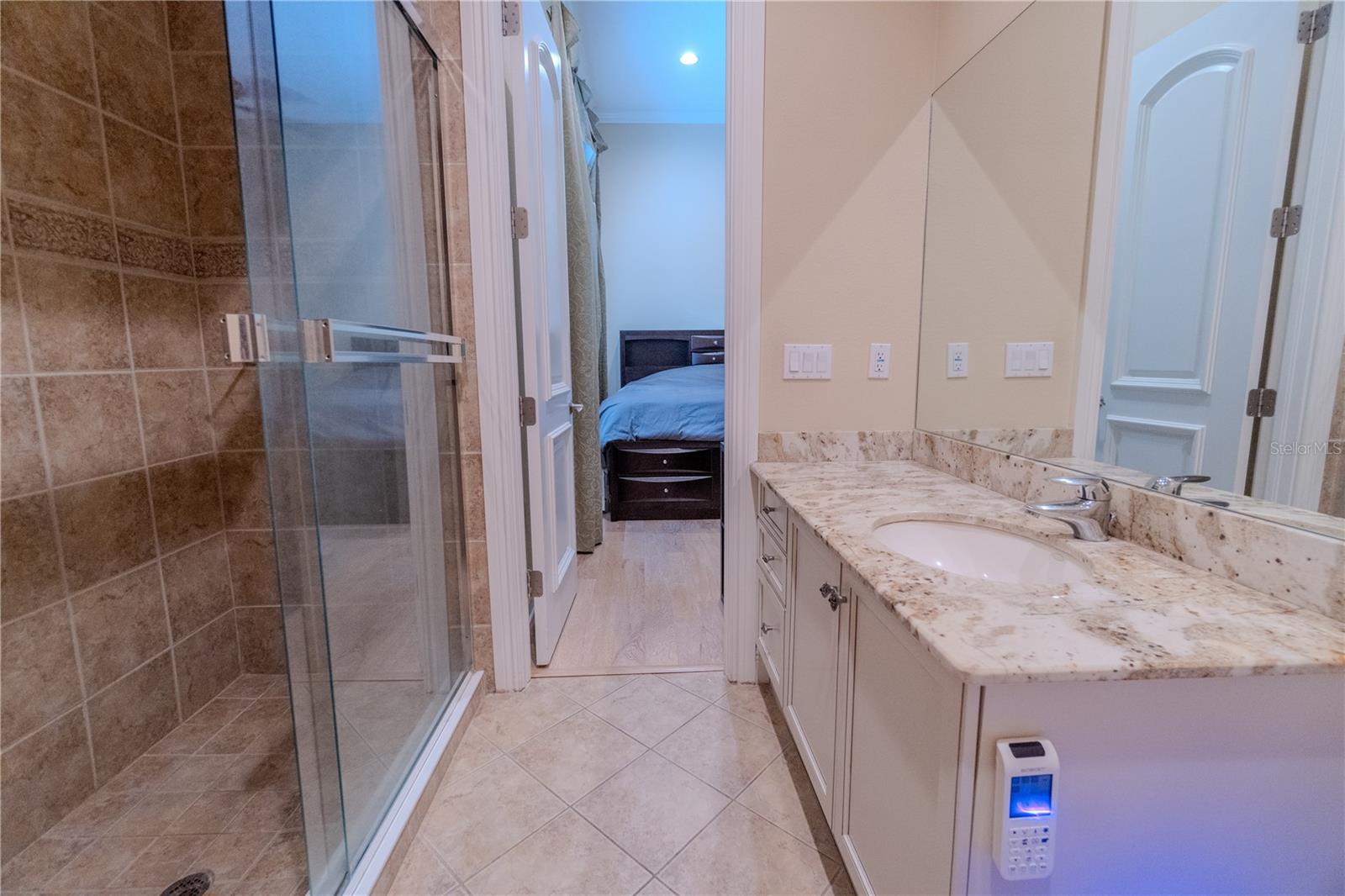 Listing photo id 55 for 15101 Kestrelglen Way