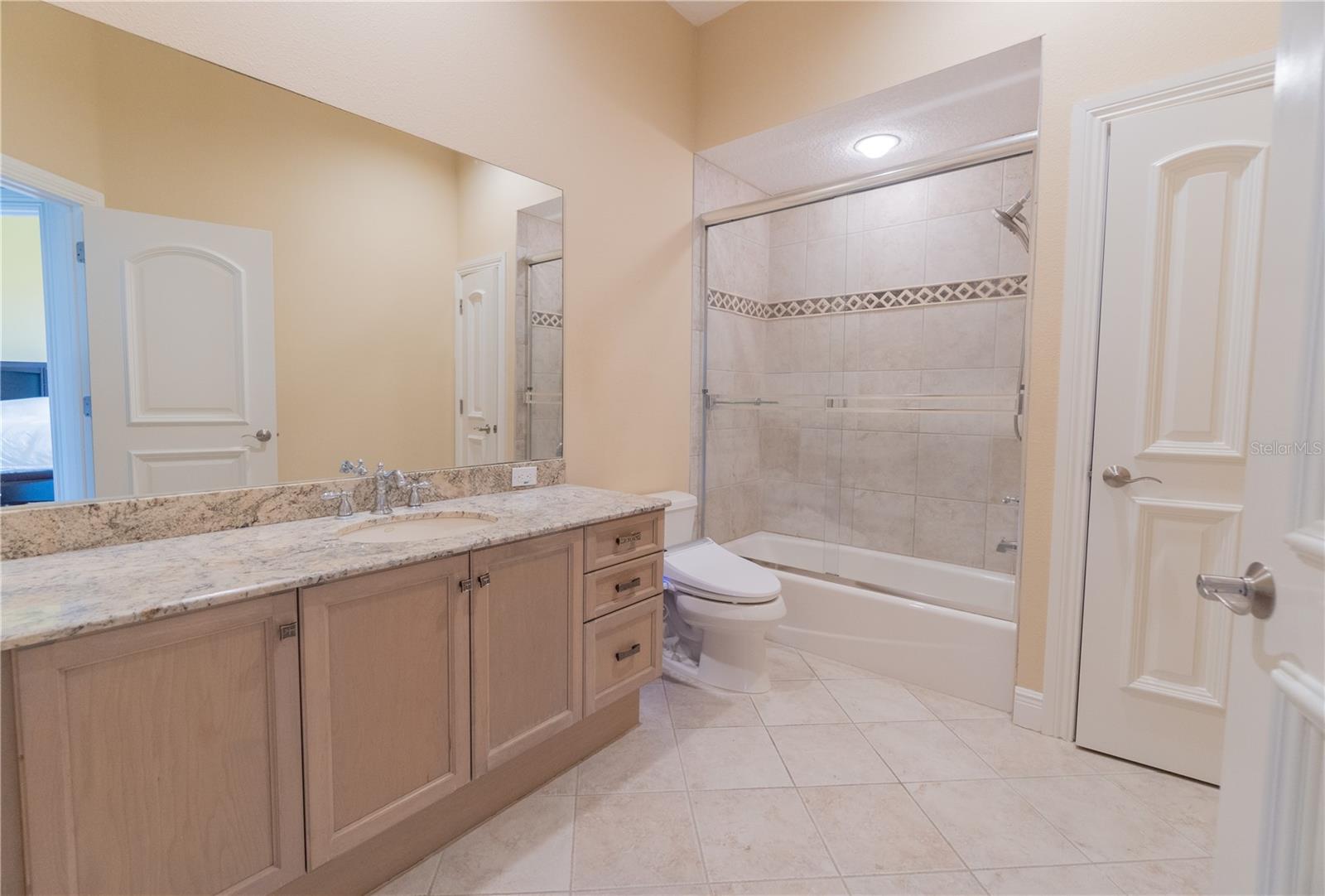 Listing photo id 63 for 15101 Kestrelglen Way