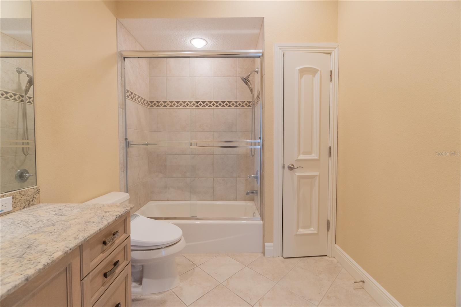 Listing photo id 64 for 15101 Kestrelglen Way