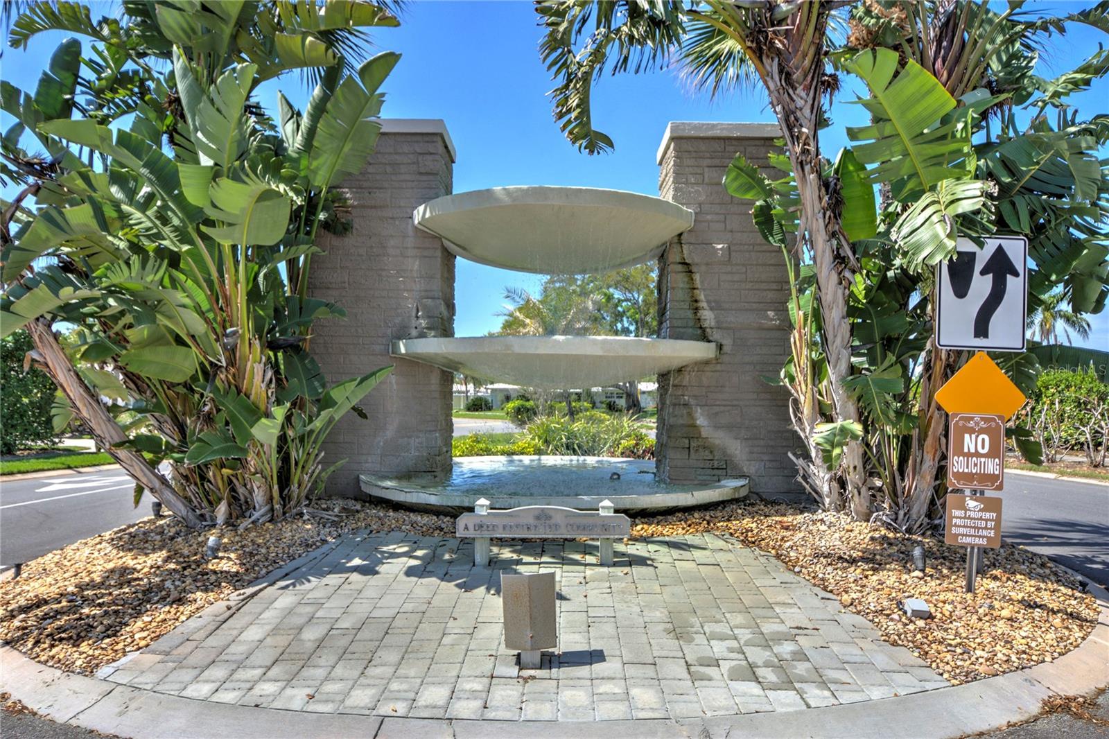 Image 23 of 23 For 10280 Imperial Point Drive W 20