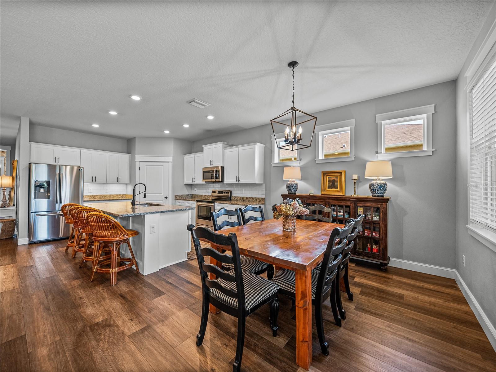 Image 13 of 69 For 12492 Eastpointe Drive