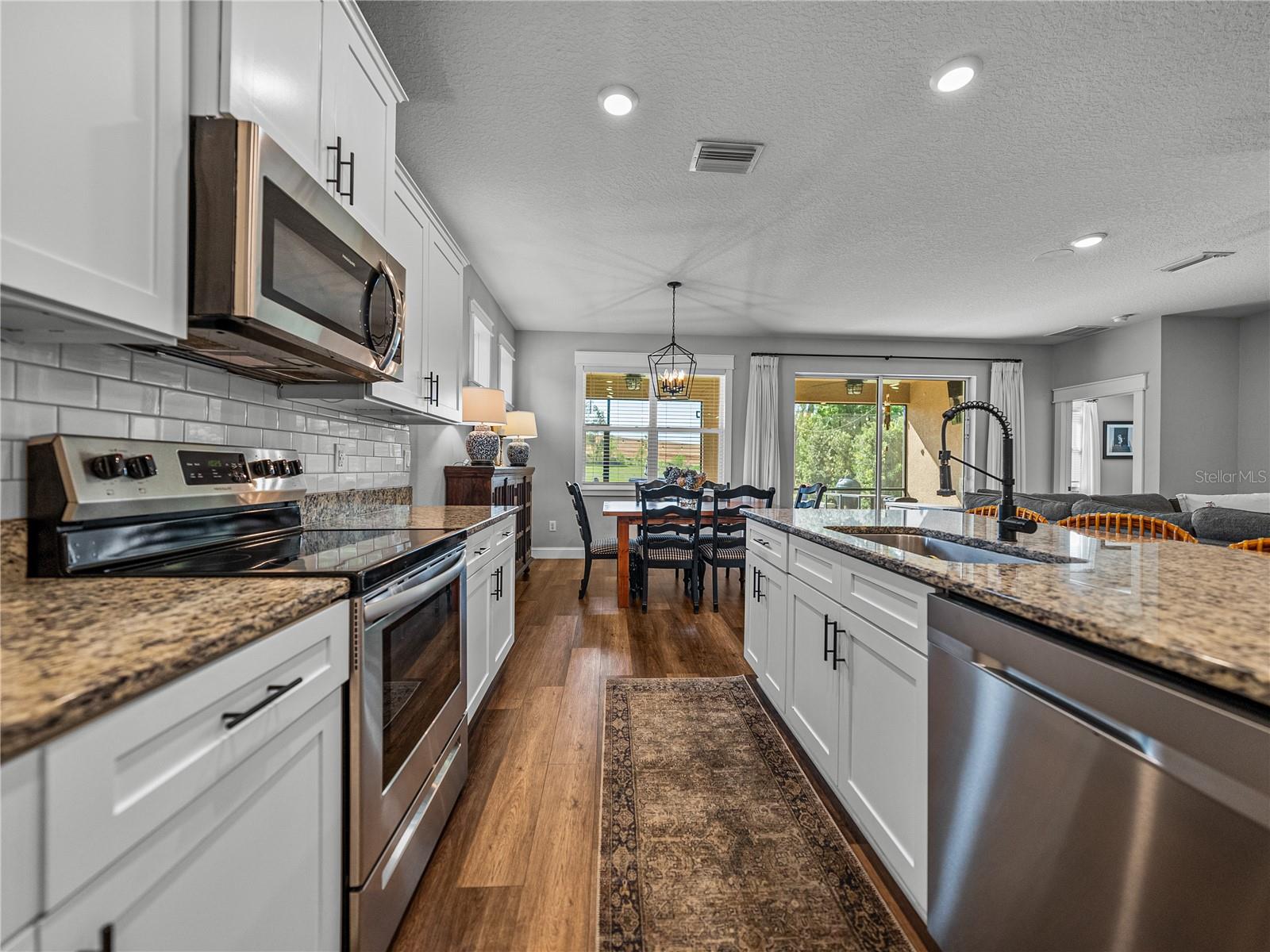 Image 20 of 69 For 12492 Eastpointe Drive