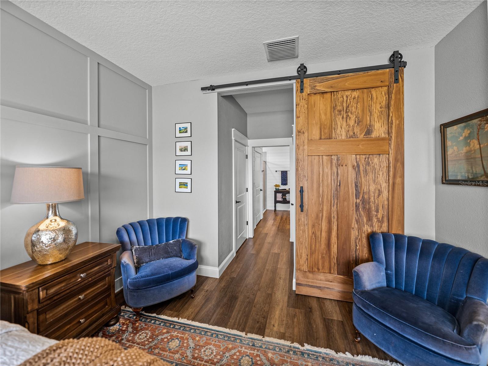 Image 28 of 69 For 12492 Eastpointe Drive