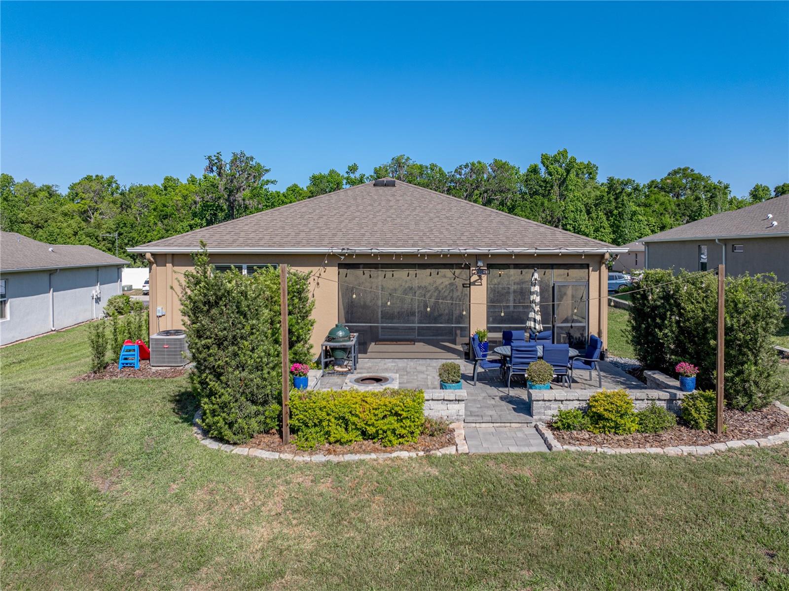 Image 50 of 69 For 12492 Eastpointe Drive
