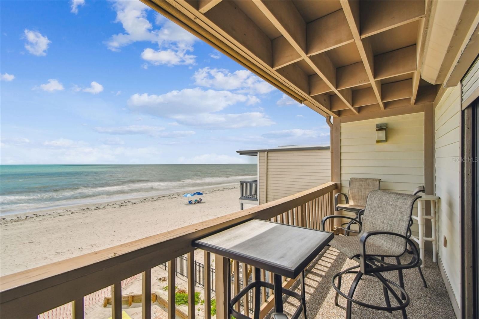 Image 19 of 73 For 19010 Gulf Boulevard 203