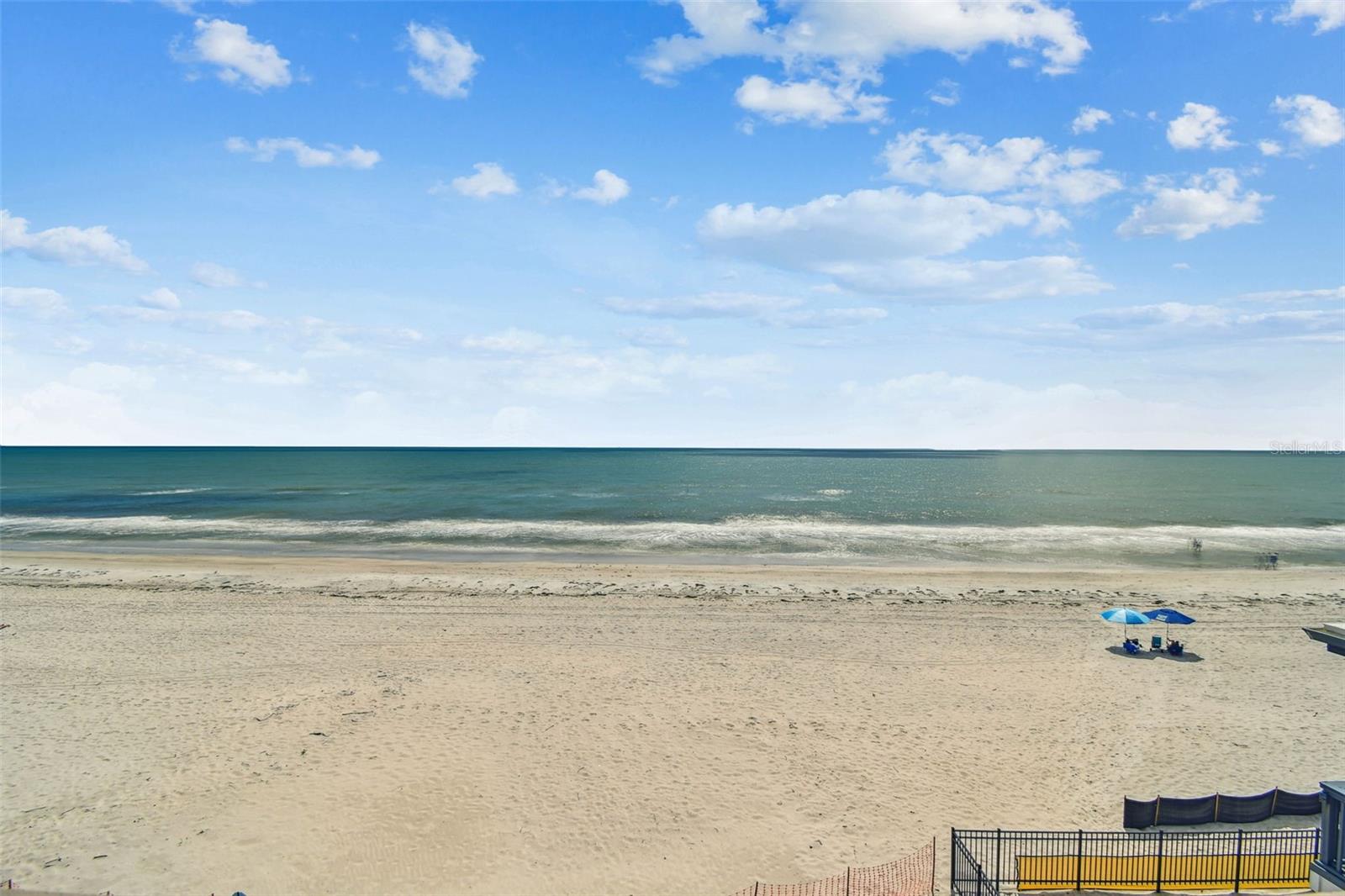 Image 2 of 73 For 19010 Gulf Boulevard 203