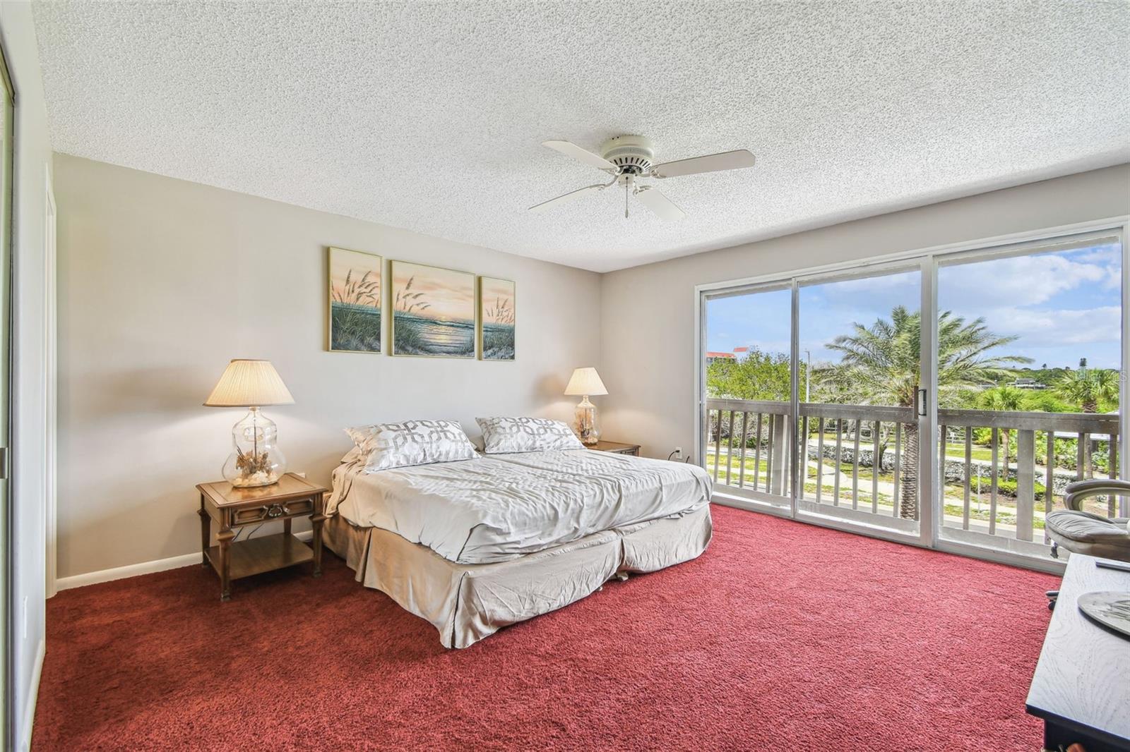 Image 36 of 73 For 19010 Gulf Boulevard 203