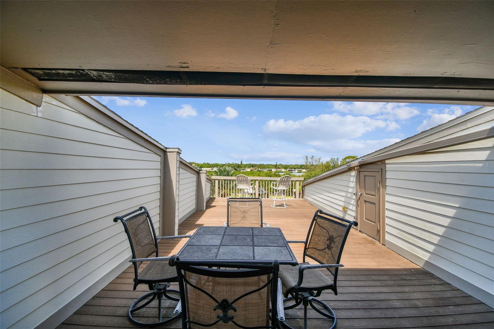 Image 59 of 73 For 19010 Gulf Boulevard 203