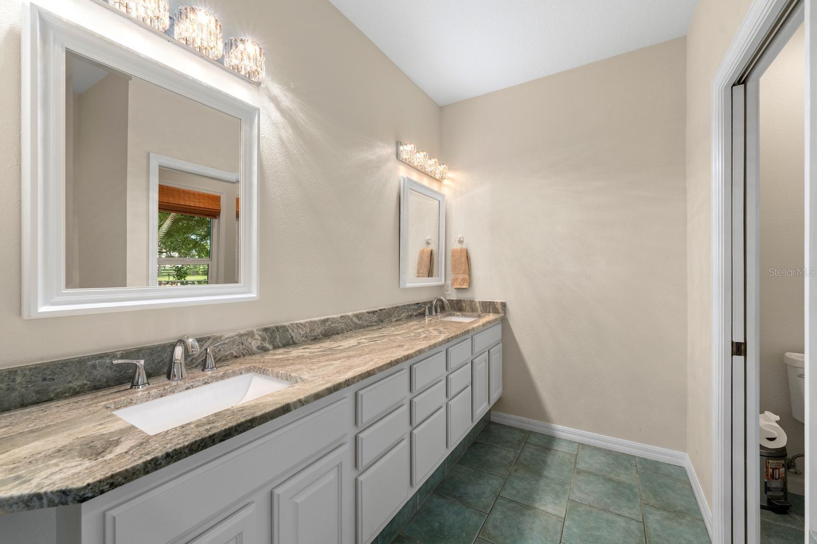 Image 21 of 37 For 6915 215th Street E
