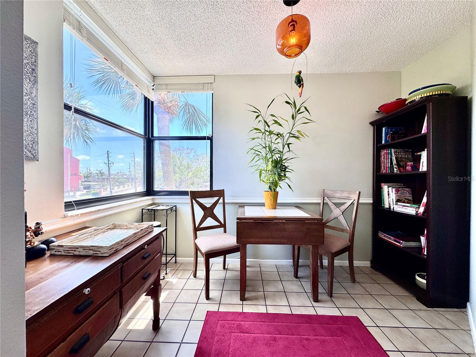 Image 3 of 48 For 1332 Pasadena Avenue S 208