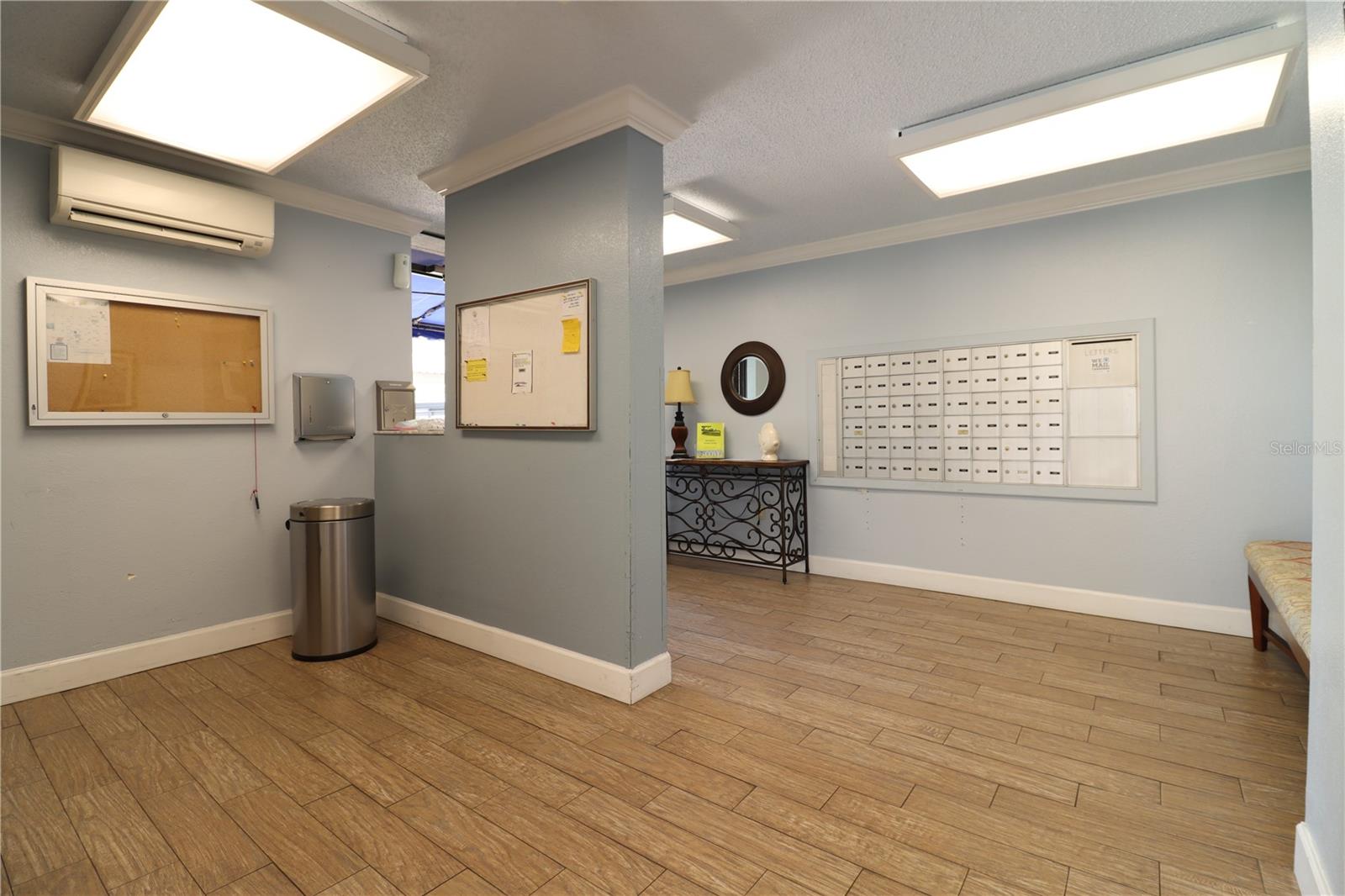 Image 30 of 48 For 1332 Pasadena Avenue S 208