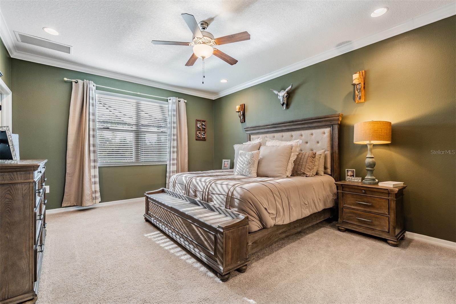 Listing photo id 21 for 12745 Moorish Place