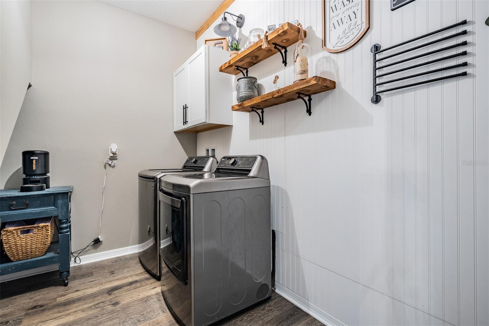 Listing photo id 28 for 12745 Moorish Place