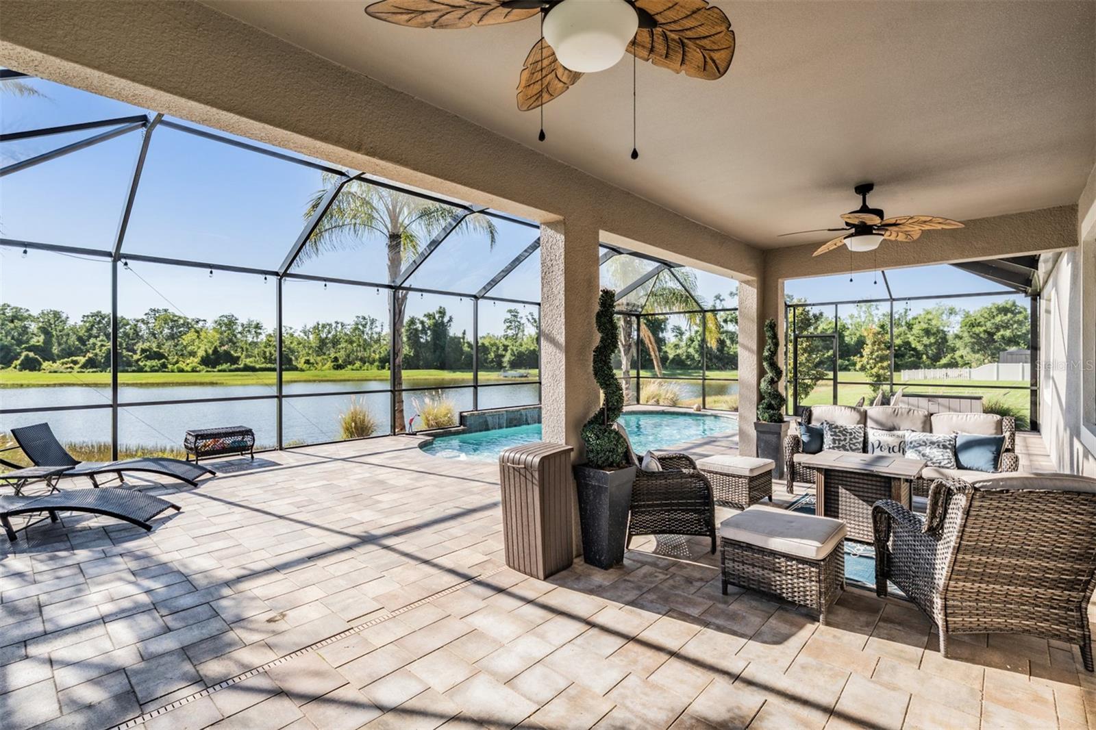Listing photo id 32 for 12745 Moorish Place