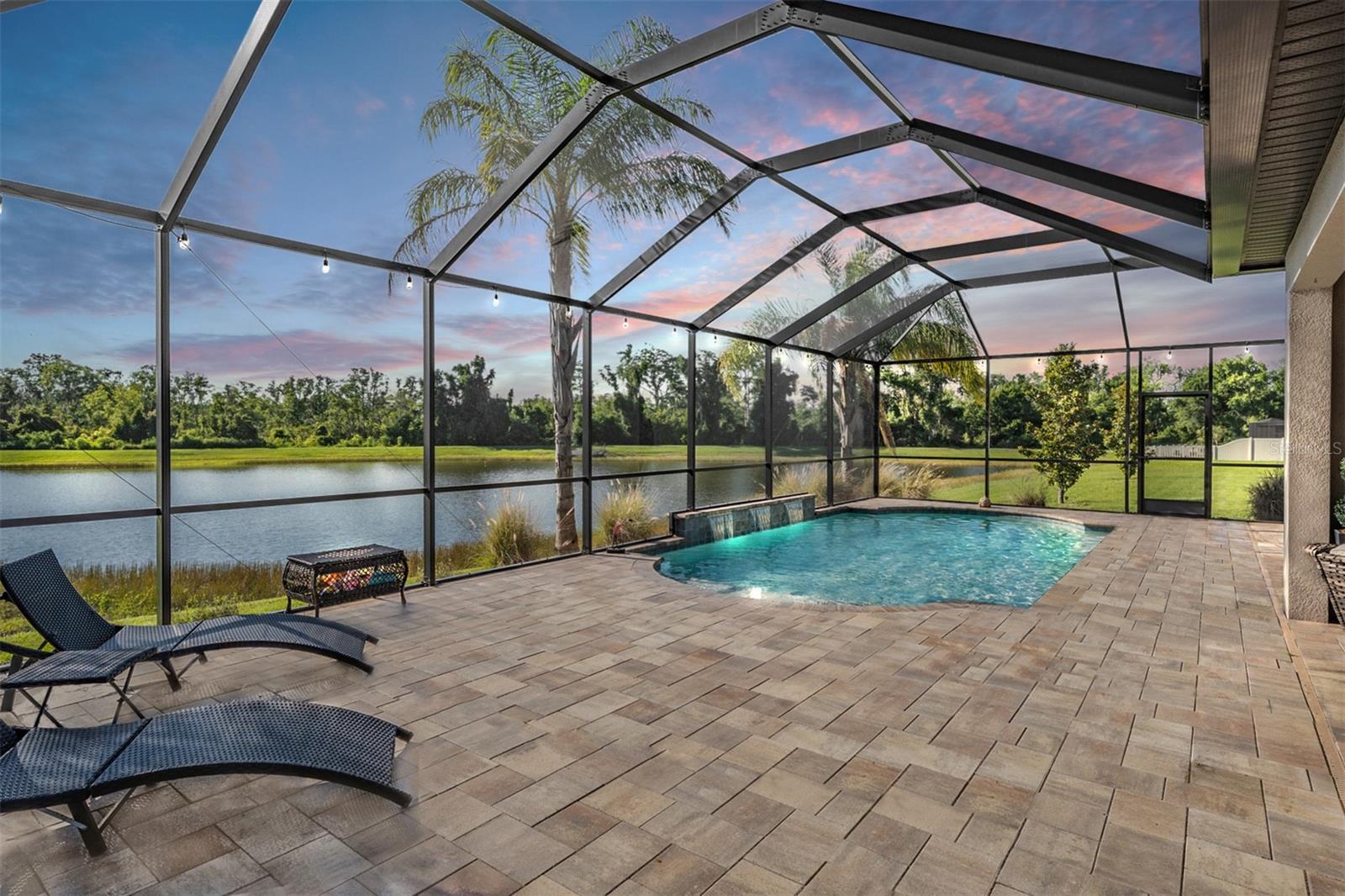 Listing photo id 41 for 12745 Moorish Place