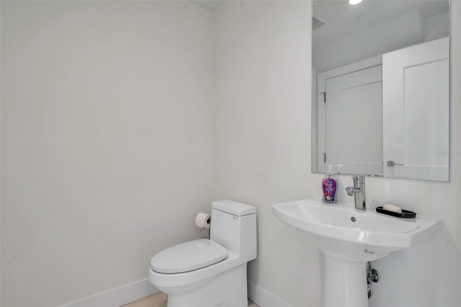 Image 18 of 69 For 301 1st Street S 205