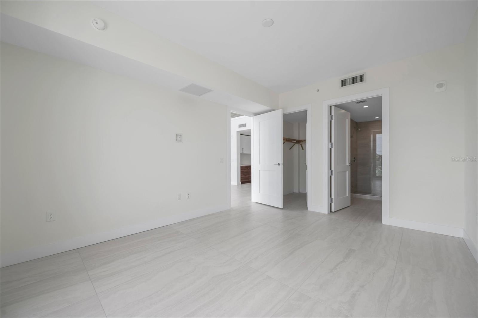 Image 19 of 69 For 301 1st Street S 205