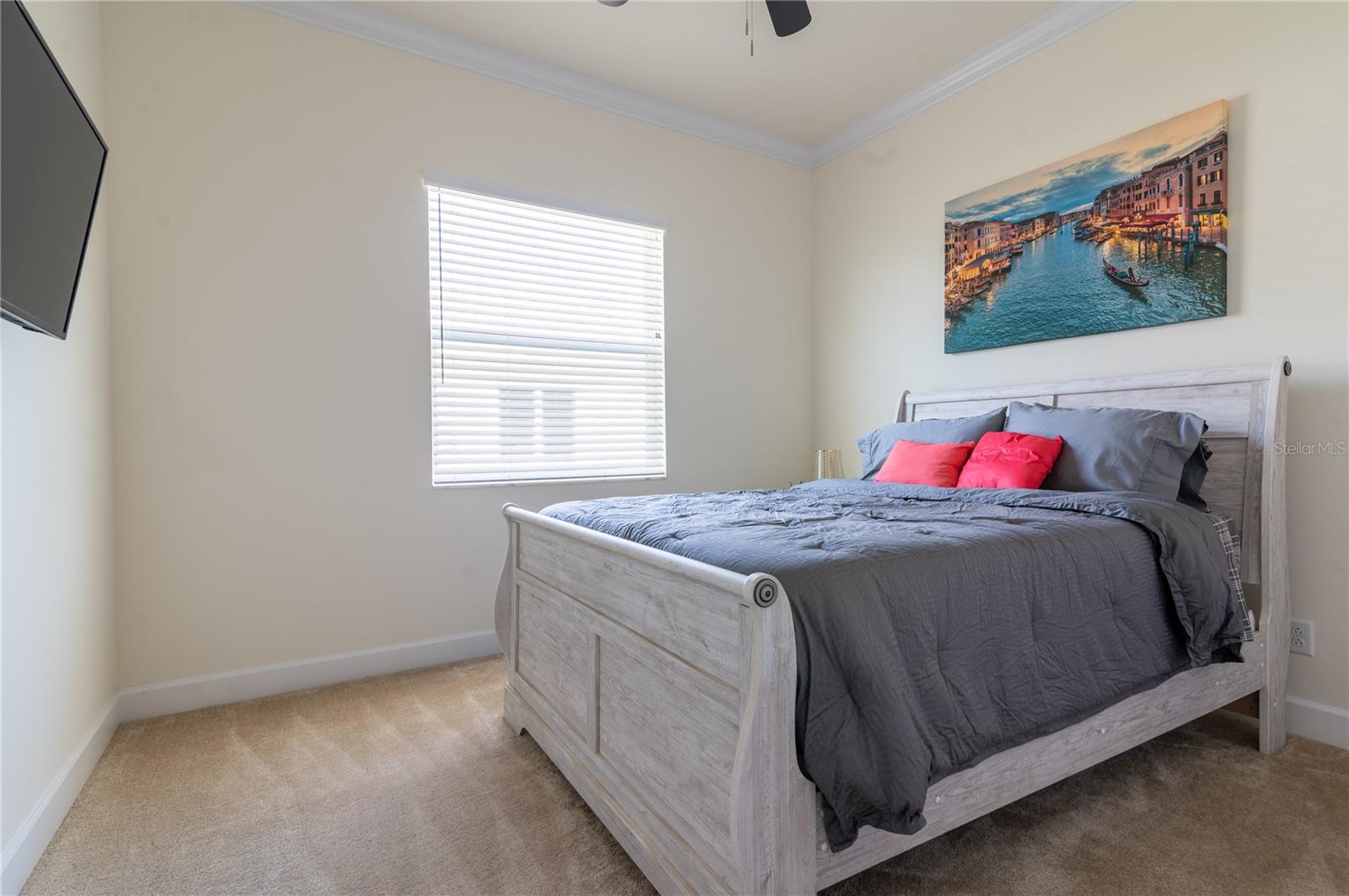 Image 19 of 53 For 4888 Sevilla Shores Drive