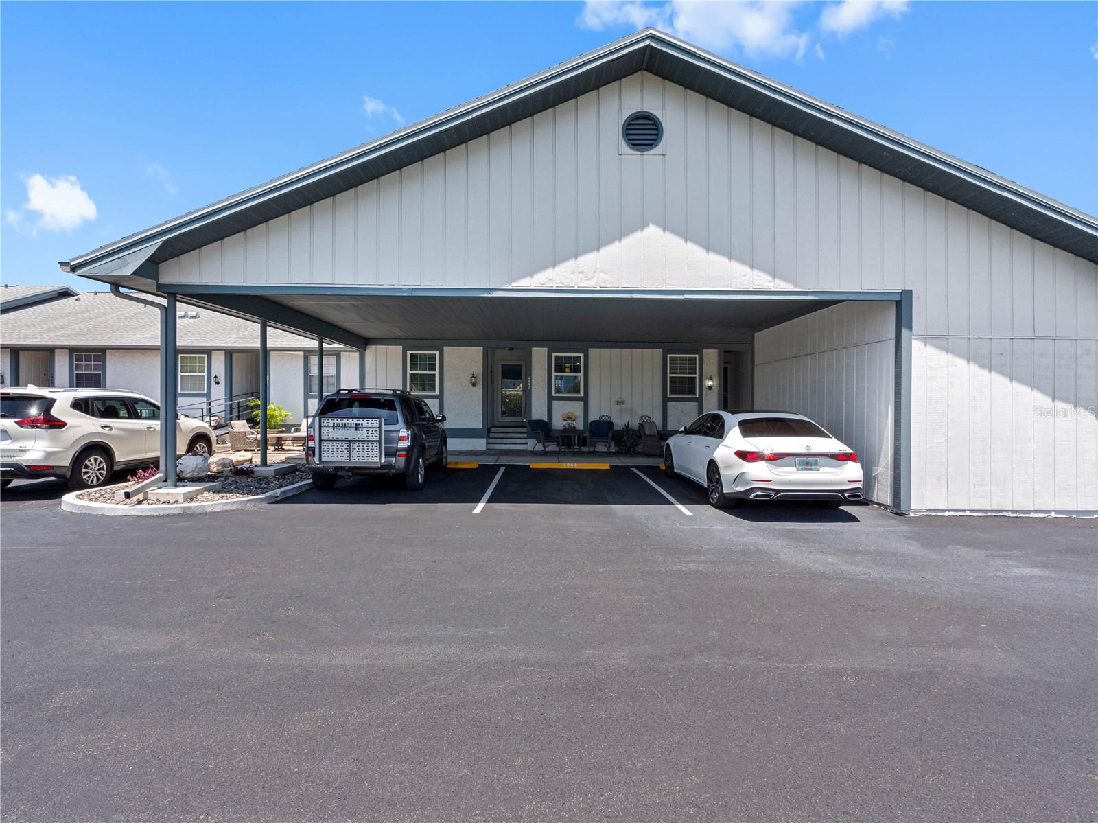Image 2 of 74 For 4943 New England Boulevard 105