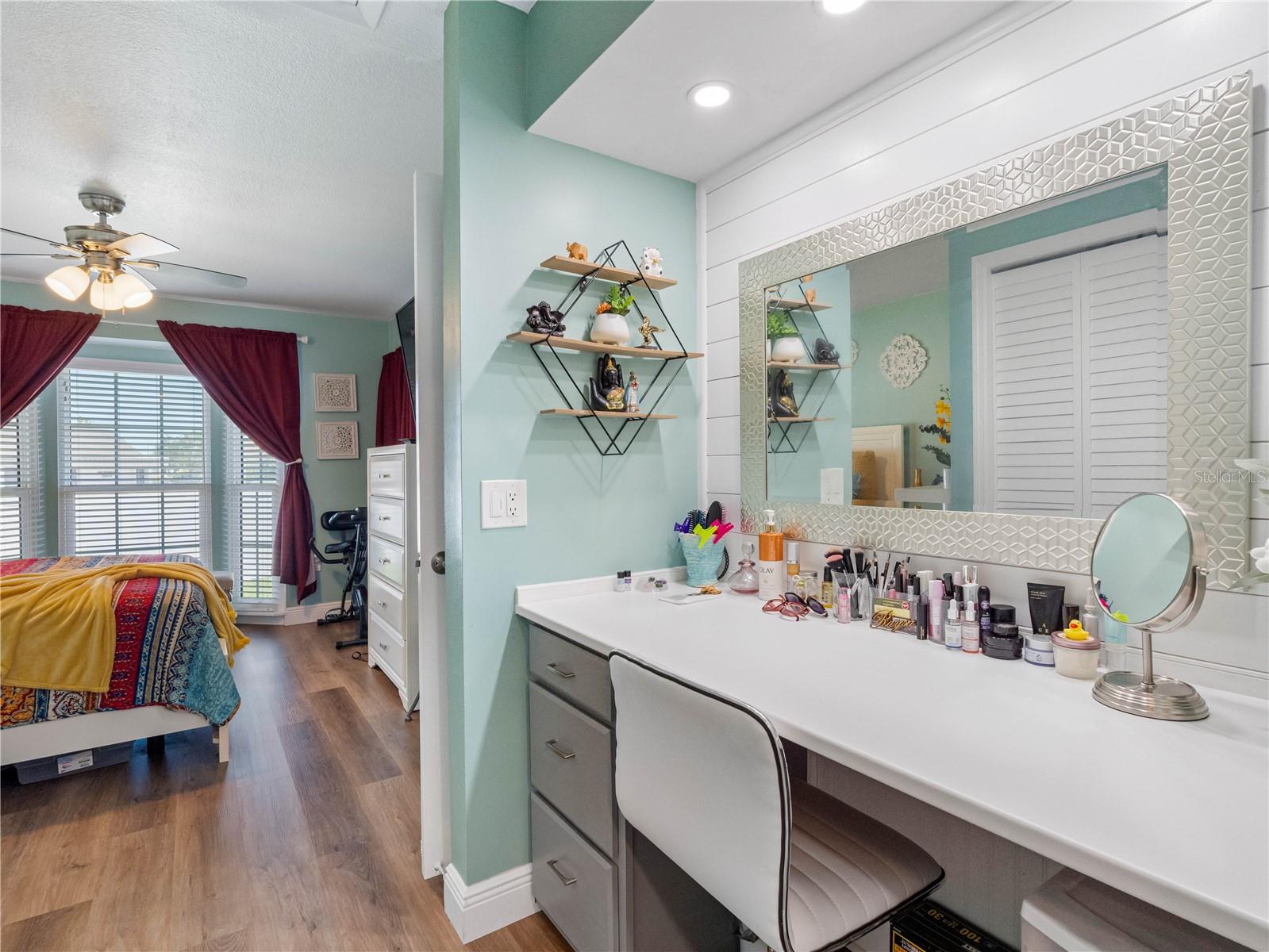 Image 26 of 74 For 4943 New England Boulevard 105