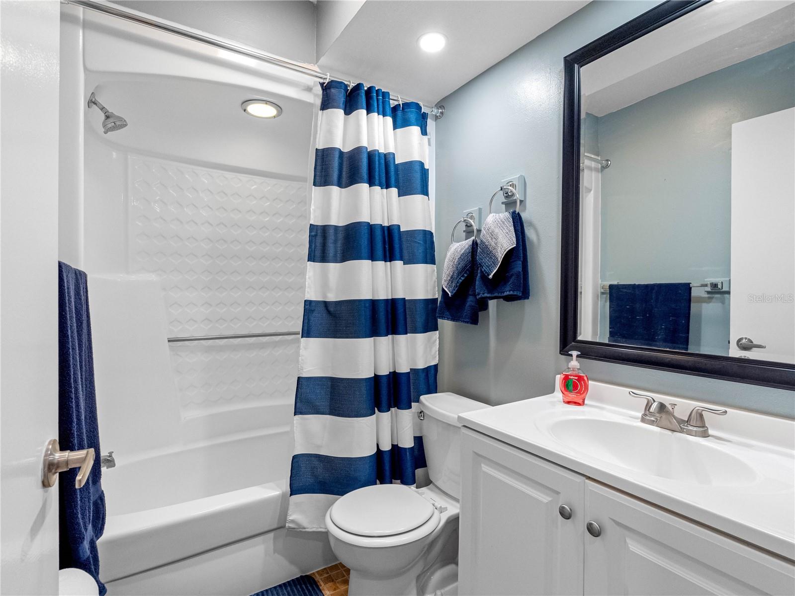 Image 31 of 74 For 4943 New England Boulevard 105