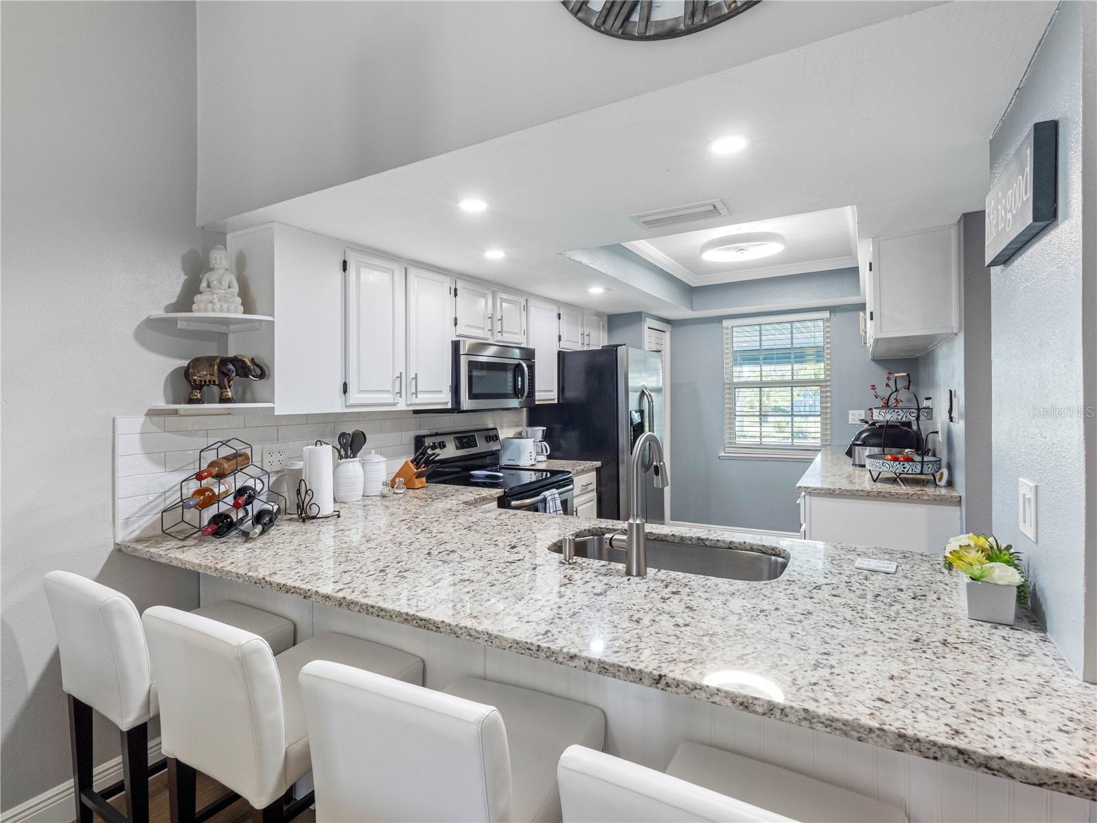 Image 9 of 74 For 4943 New England Boulevard 105