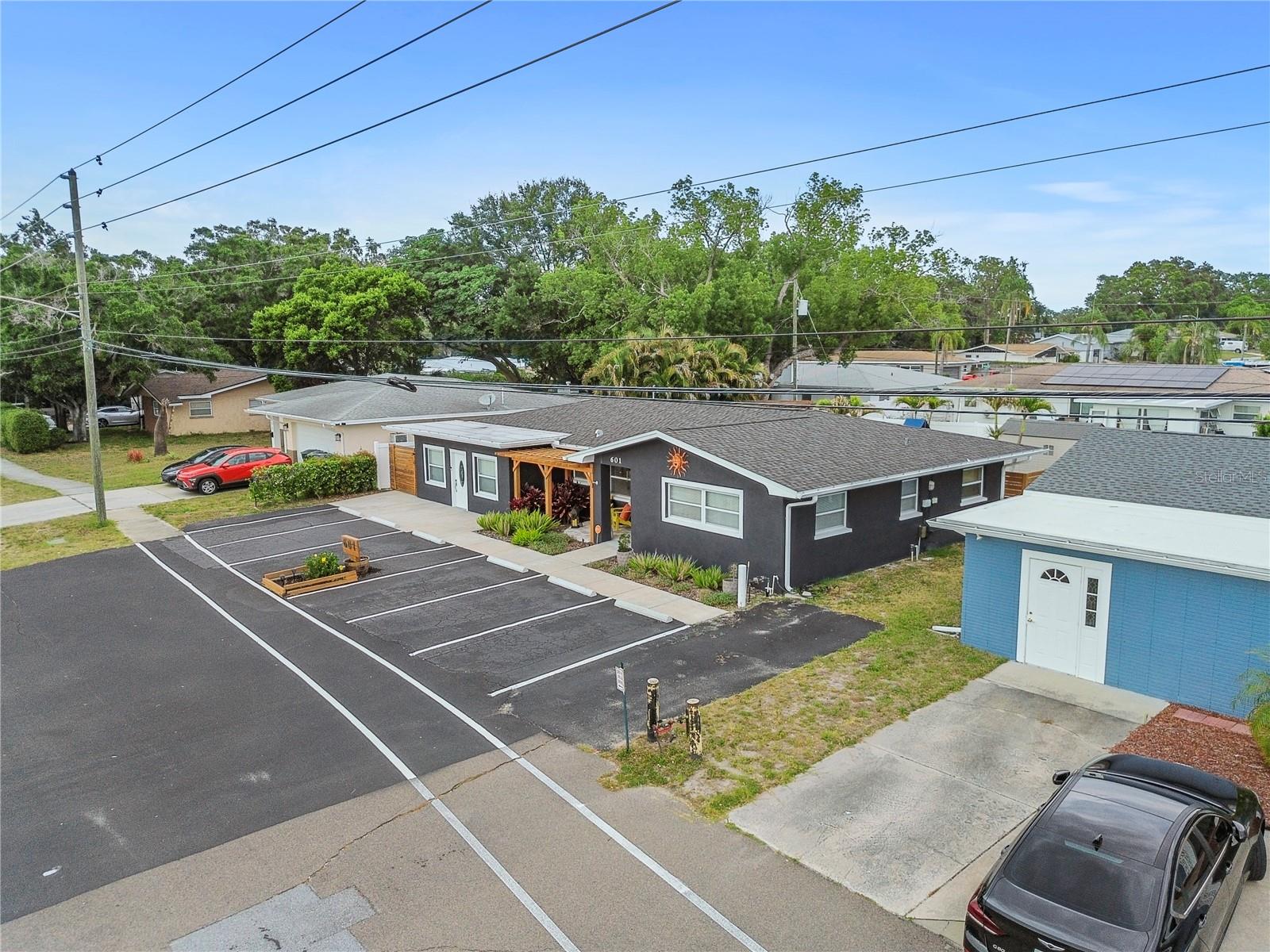 Image 77 of 97 For 601 Patricia Avenue