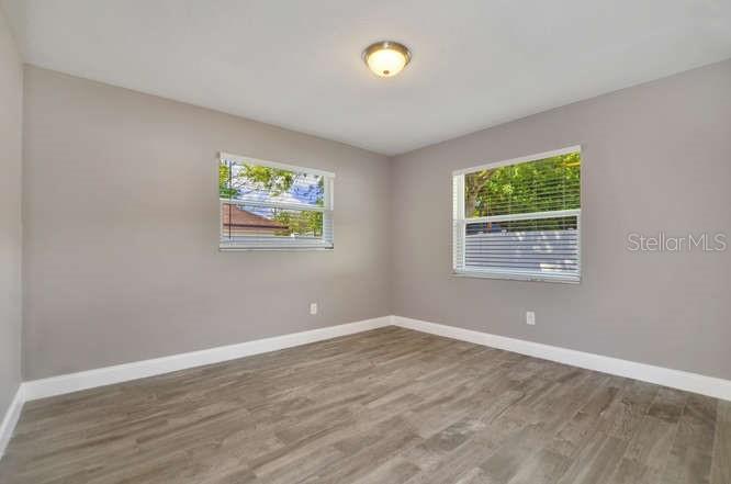 Image 14 of 22 For 4319 La Salle Street