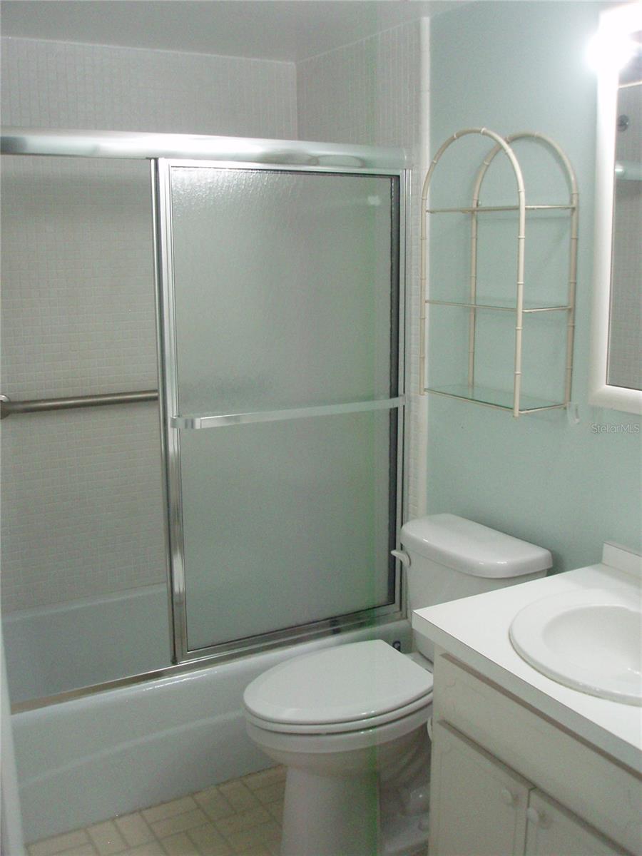 Image 8 of 11 For 1701 Pinehurst Road 3d