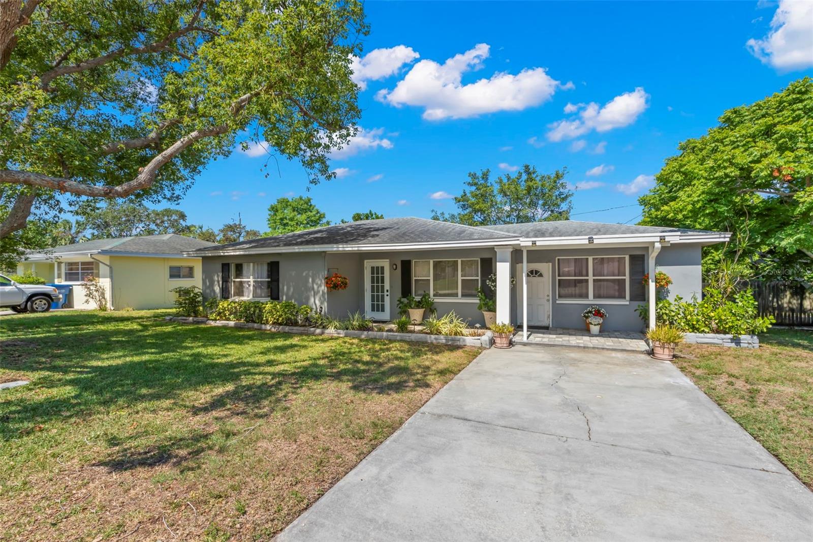 Details for 707 24th Street Sw, LARGO, FL 33770