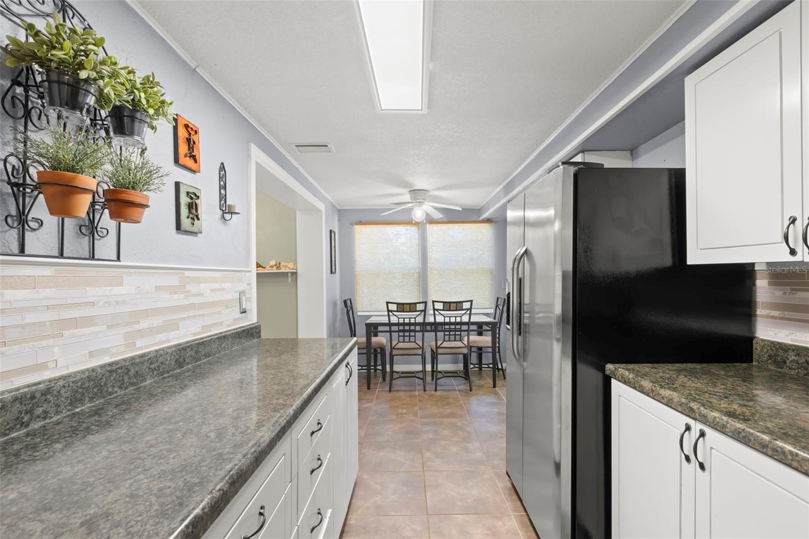 Image 11 of 26 For 707 24th Street Sw