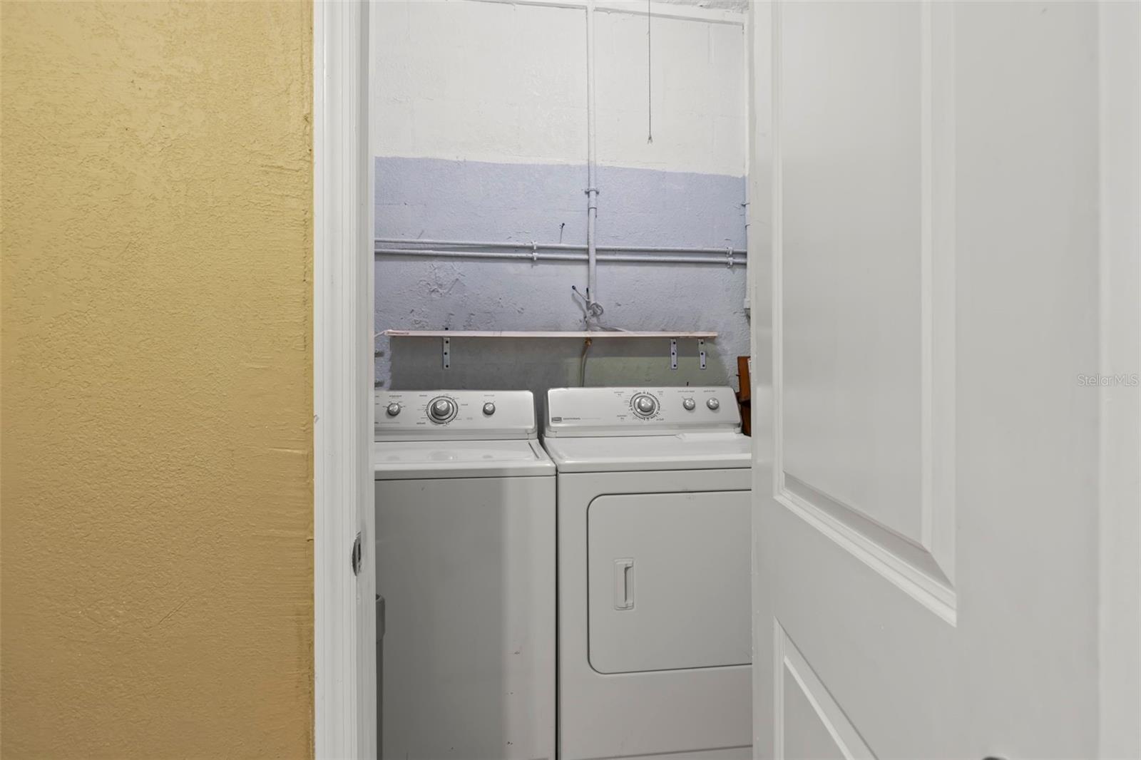 Image 20 of 26 For 707 24th Street Sw