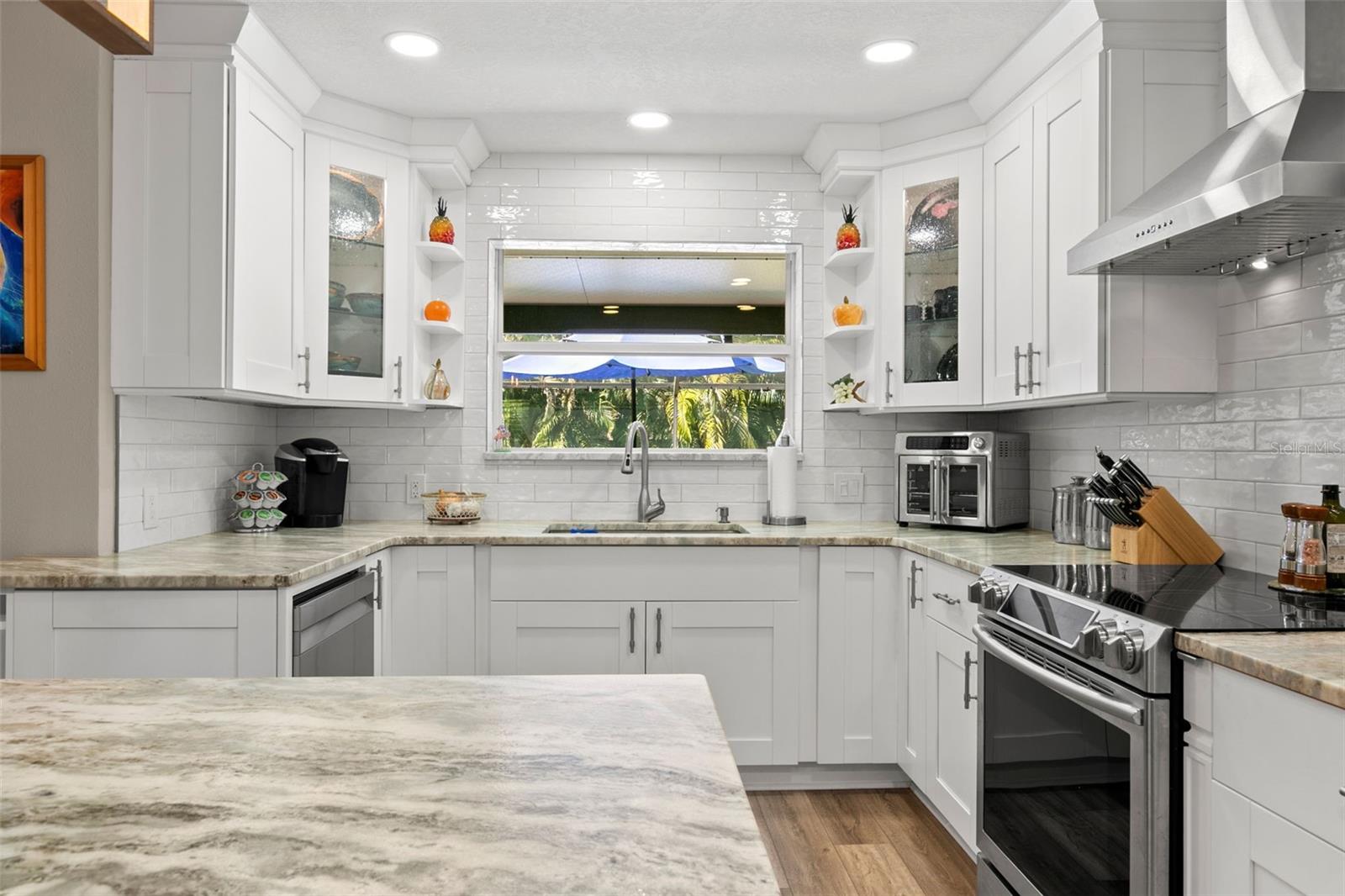 Image 13 of 40 For 13598 Park Boulevard