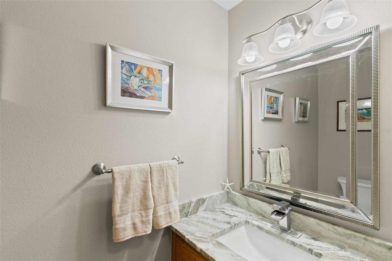 Image 32 of 40 For 13598 Park Boulevard