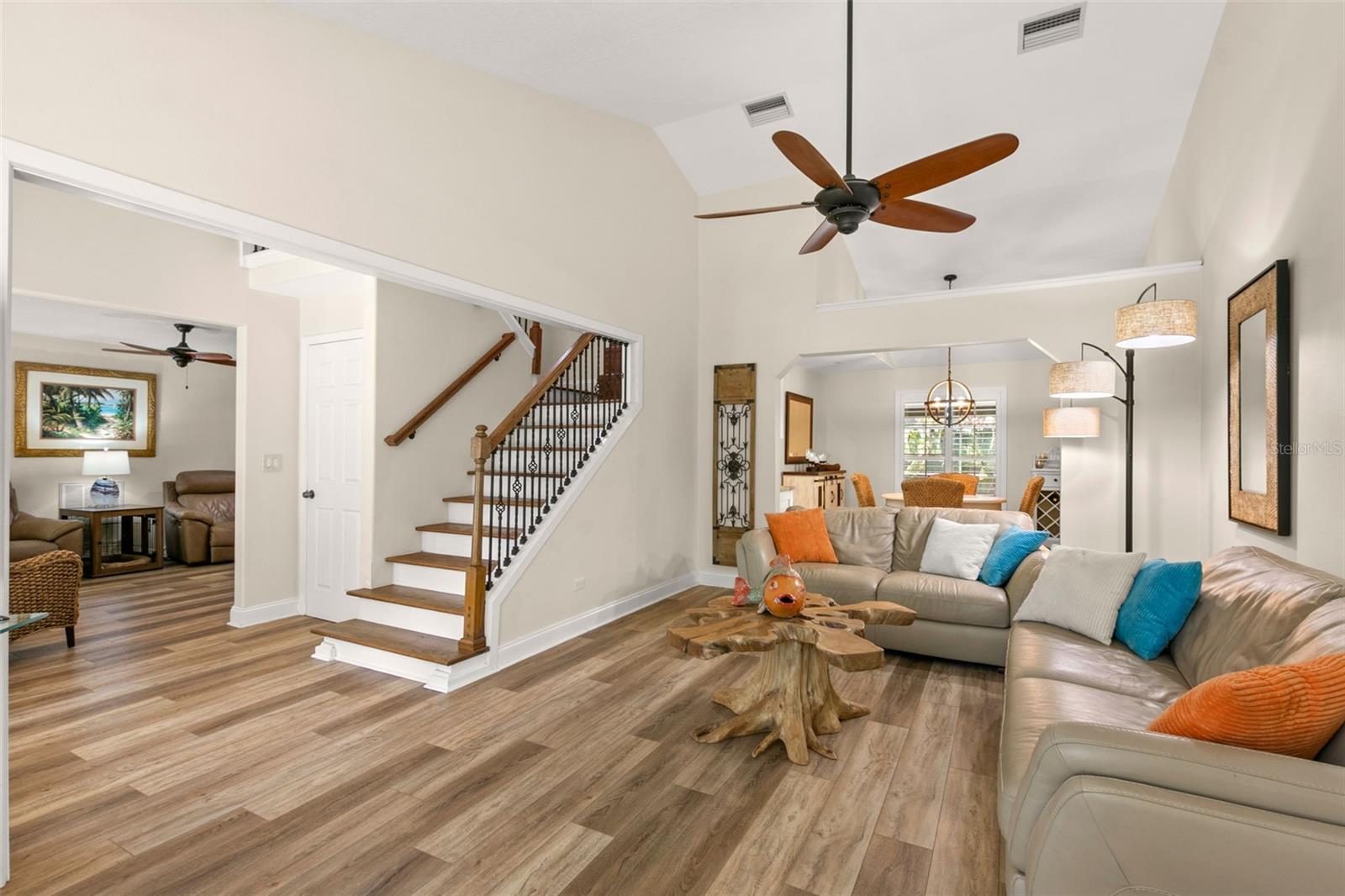 Image 4 of 40 For 13598 Park Boulevard