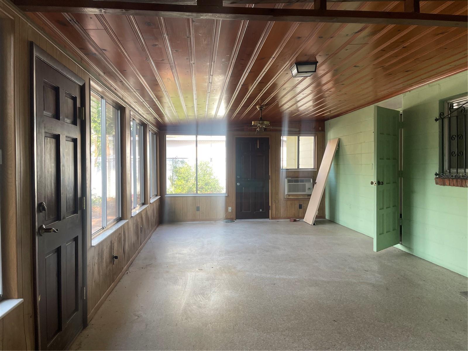 Image 13 of 32 For 4711 Vasconia Street