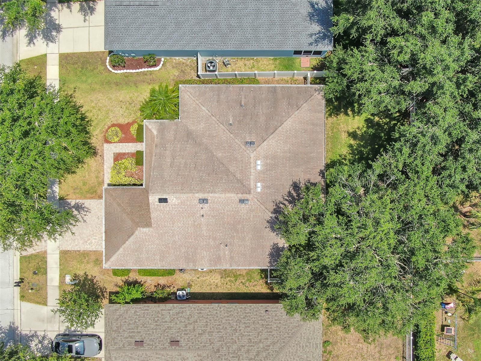 Listing photo id 25 for 11808 Holly Crest Lane